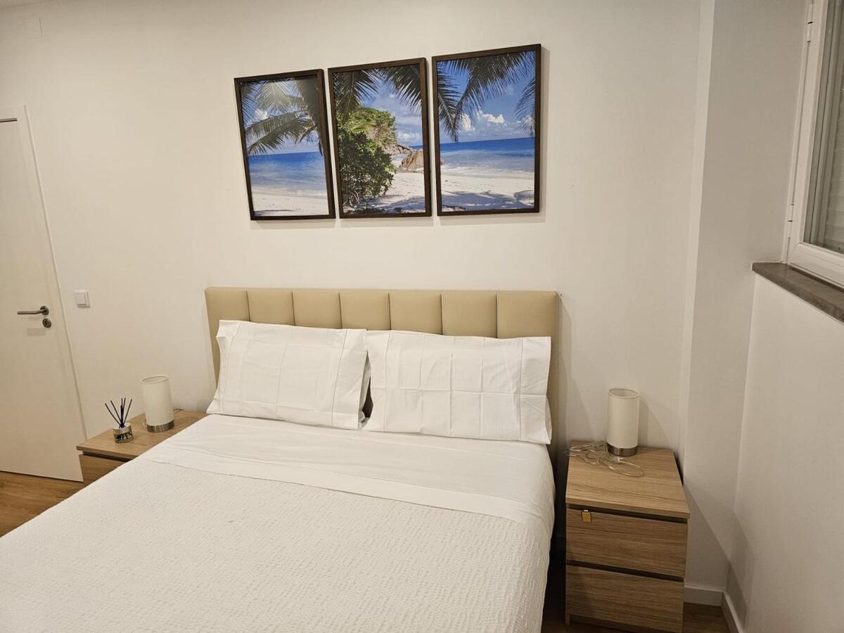 Amazing 2 Bed with AC Terrace Beach 6min walk - B&B Cascais