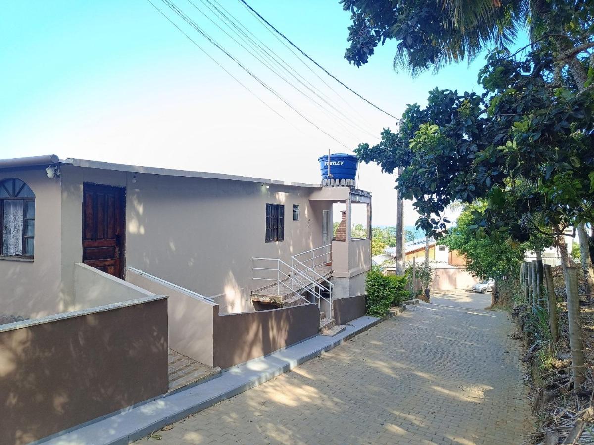 Temporada Peterle | Casa vista mar Irirí - B&B Anchieta