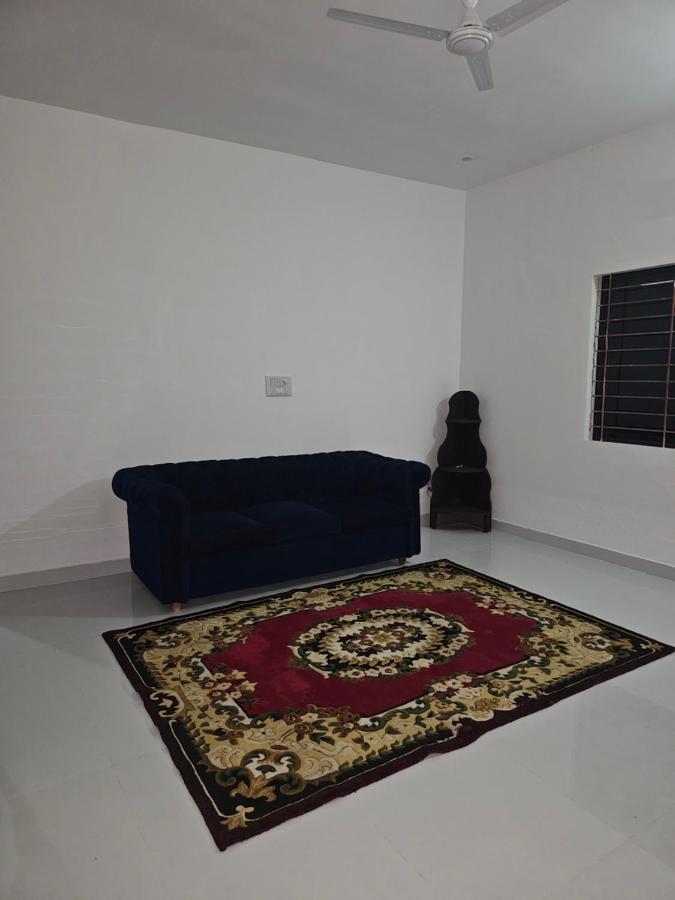 2BHK near art of living, Kanakapura road - Chambres d'hôtes Kaglipur