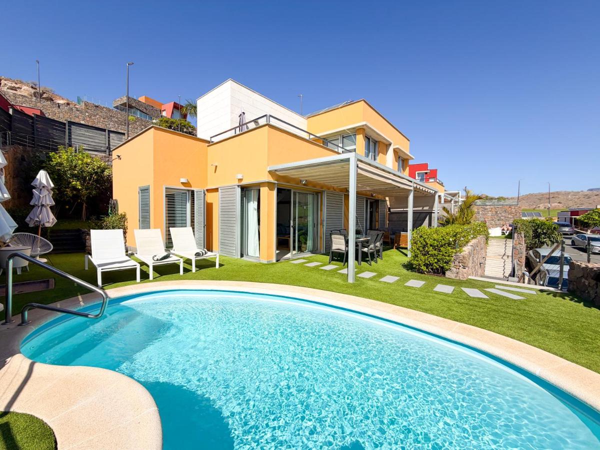 Villa Calma with private pool by Tenpropertiesgc - B&B San Bartolomé de Tirajana