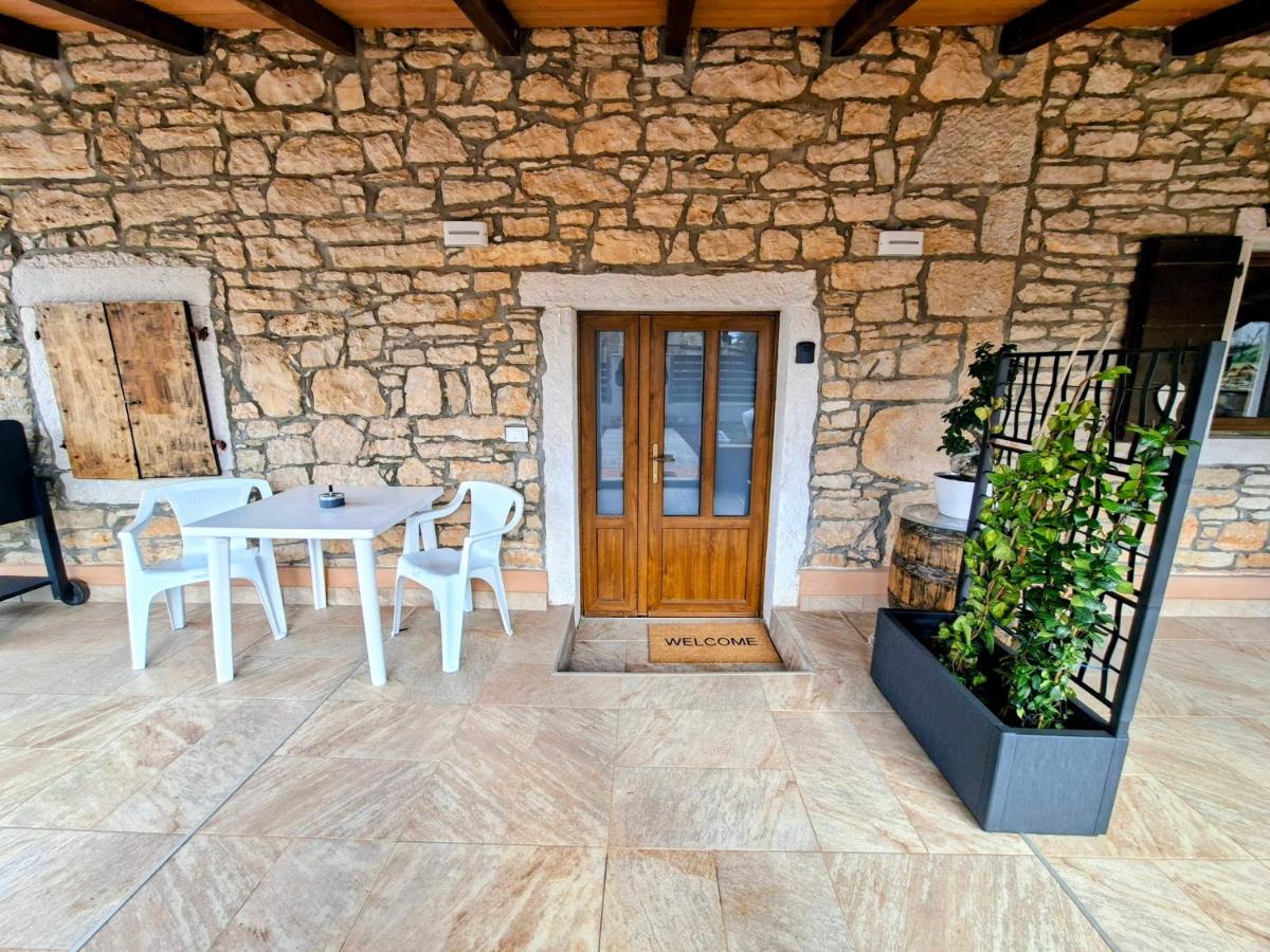 Apartments Casa Sossa - Bed and Breakfast Vilanija