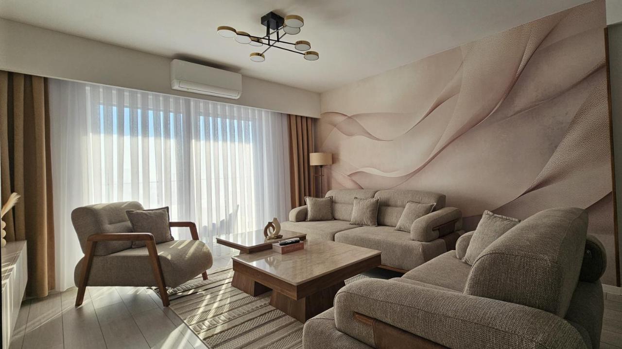 The Horizon Loft Scenic Views & Private Garage - B&B Ferizaj