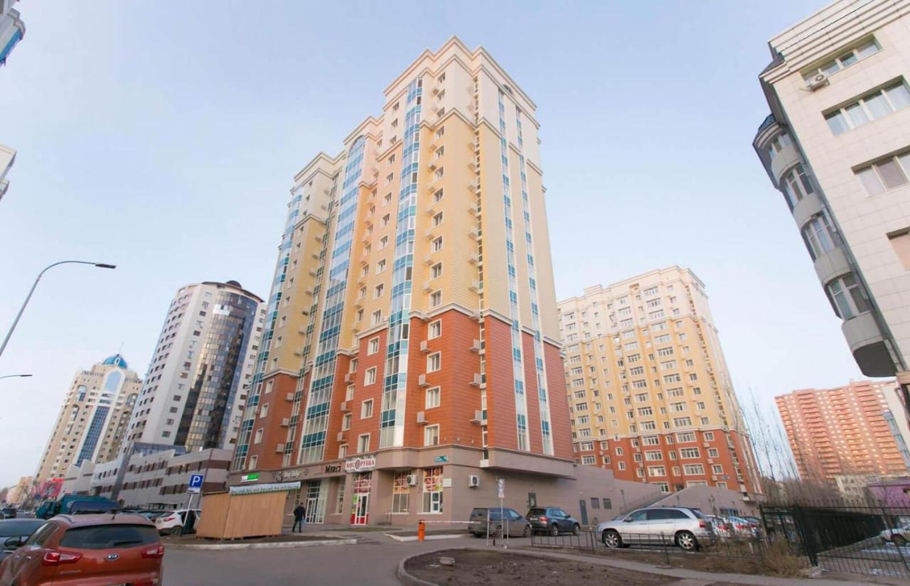 1 кмн квартира в золотом квадрате ЖК Алмалы - Chambres d'hôtes Astana