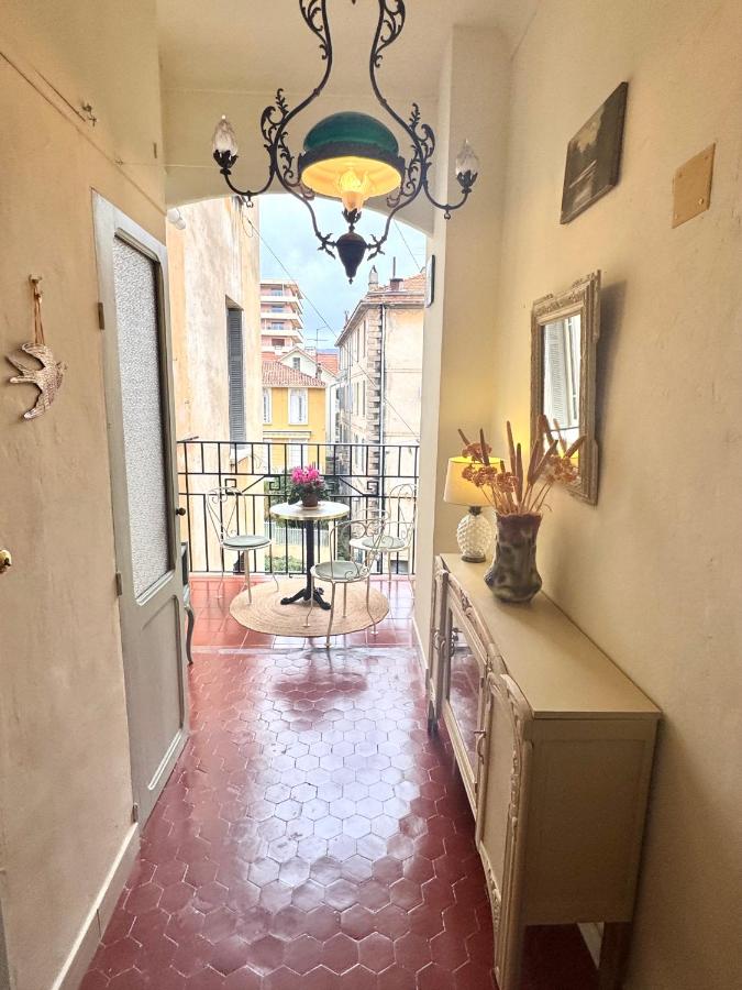 Elegant 2-bedroom terrace in the heart of the city - Chambres d'hôtes Ajaccio