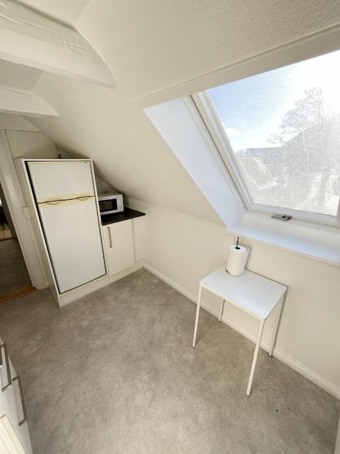 Bright and charming apartment close to everything - B&B Aalborg