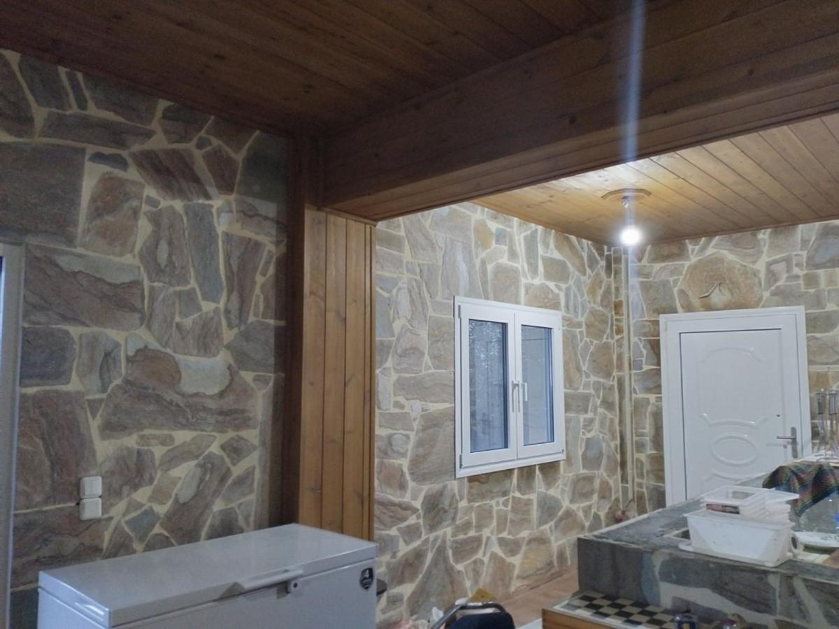 Bee happy - B&B Ágioi Apóstoloi