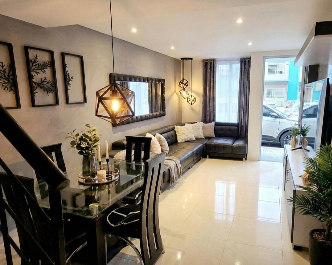 Casa Familiar con Vista a las Montañas A Minutos del Centro de Armenia - Ferienwohnung Armenien