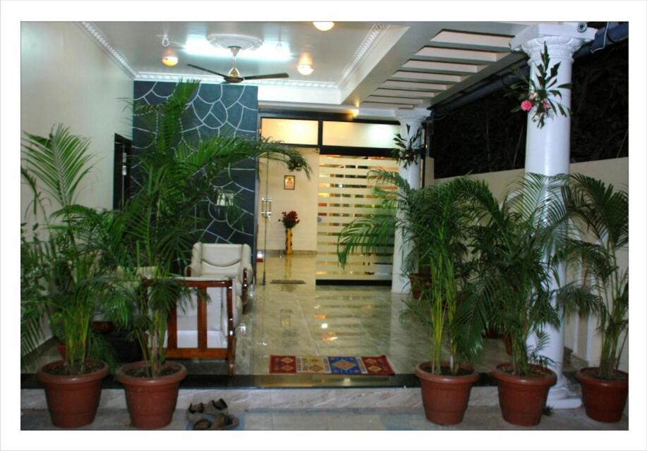 B&B Nagpur - Matoshri Homestay Airport Road - Bed and Breakfast Nagpur