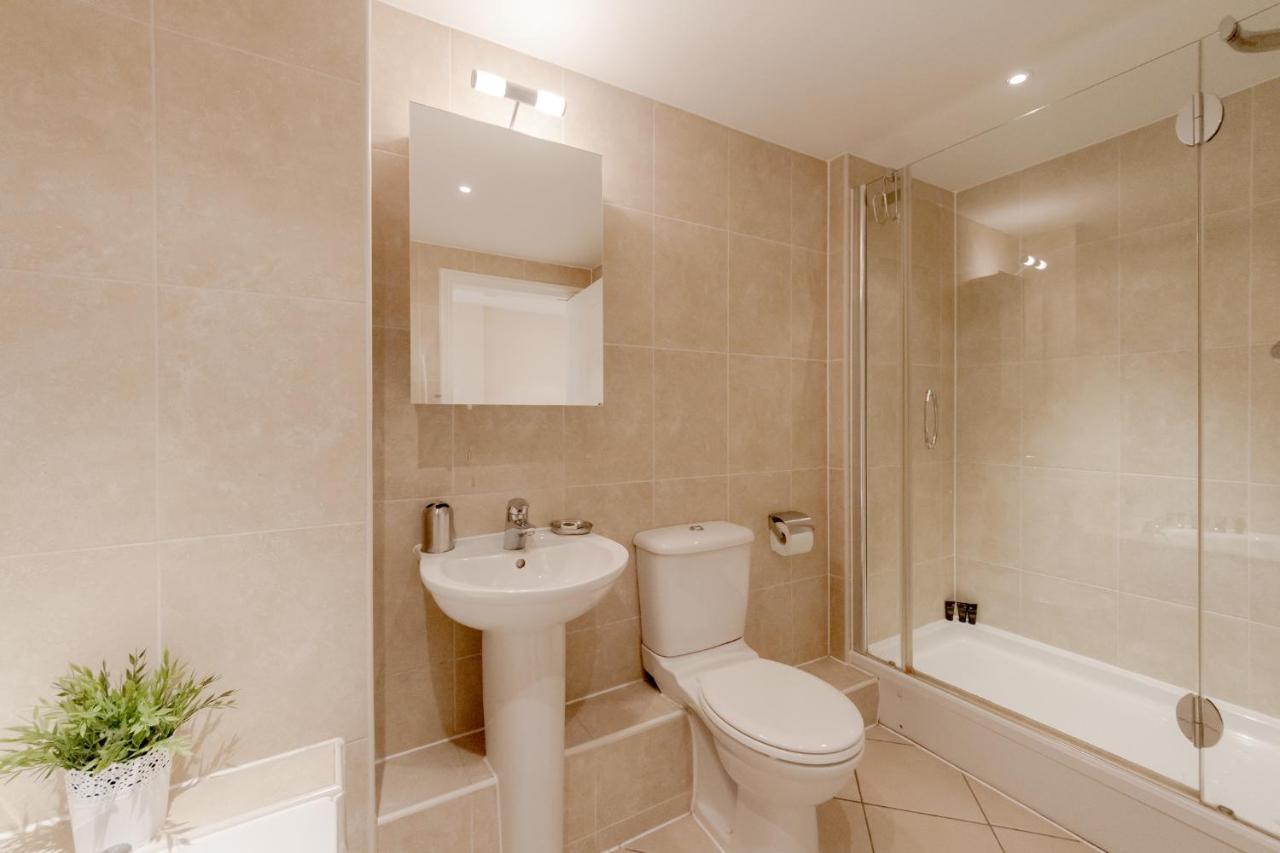 Roomspace Serviced Apartments - The Courtyard - B&B