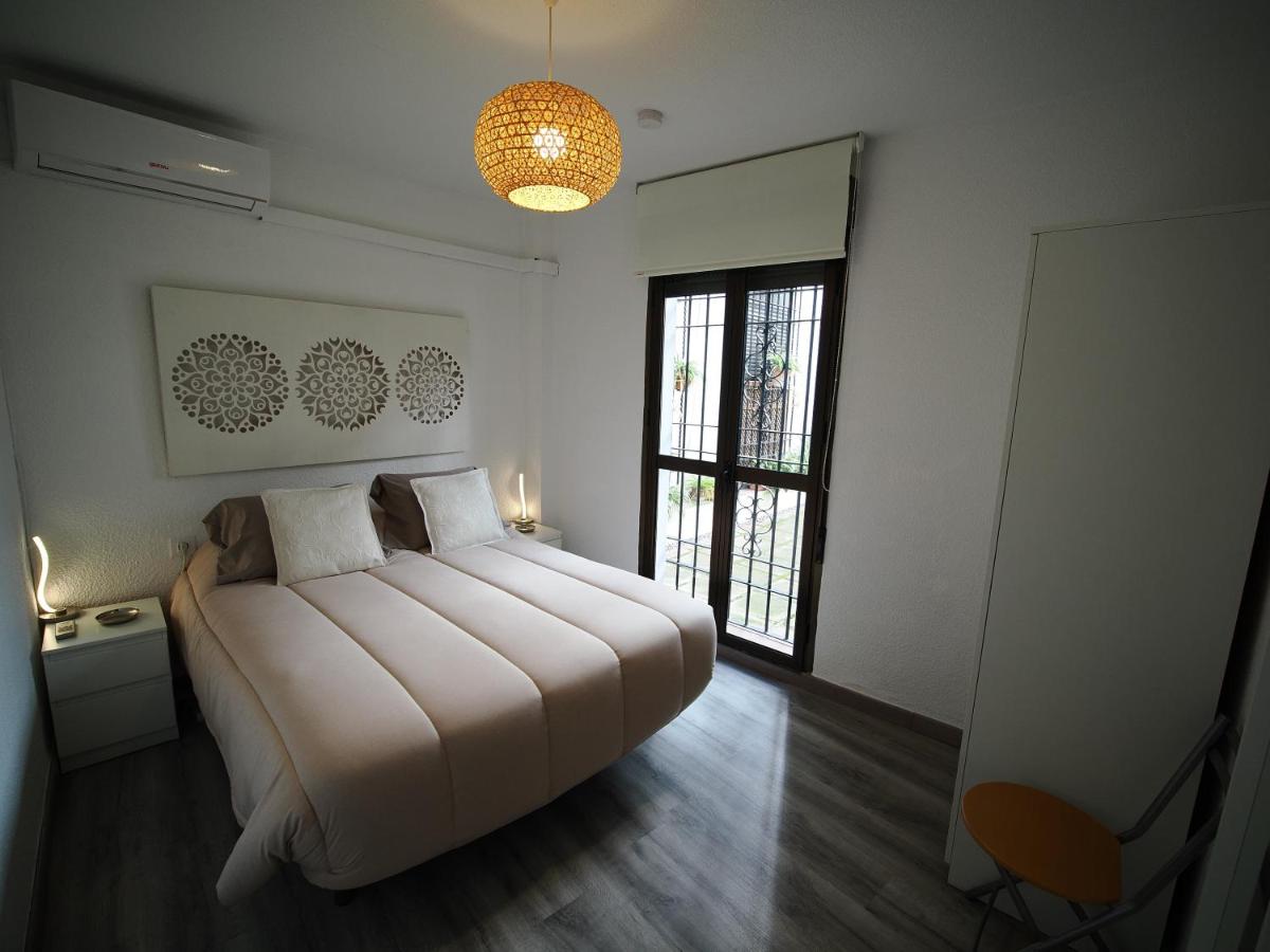 Calle San Basilio - Patios. Aparcamiento gratis - Chambres d’hôtes Cordoue