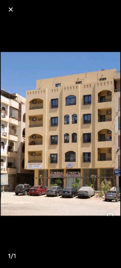 Bayt Hassan A12 - 2 bedrooms European new apartment - Chambres d'hôtes Hurghada