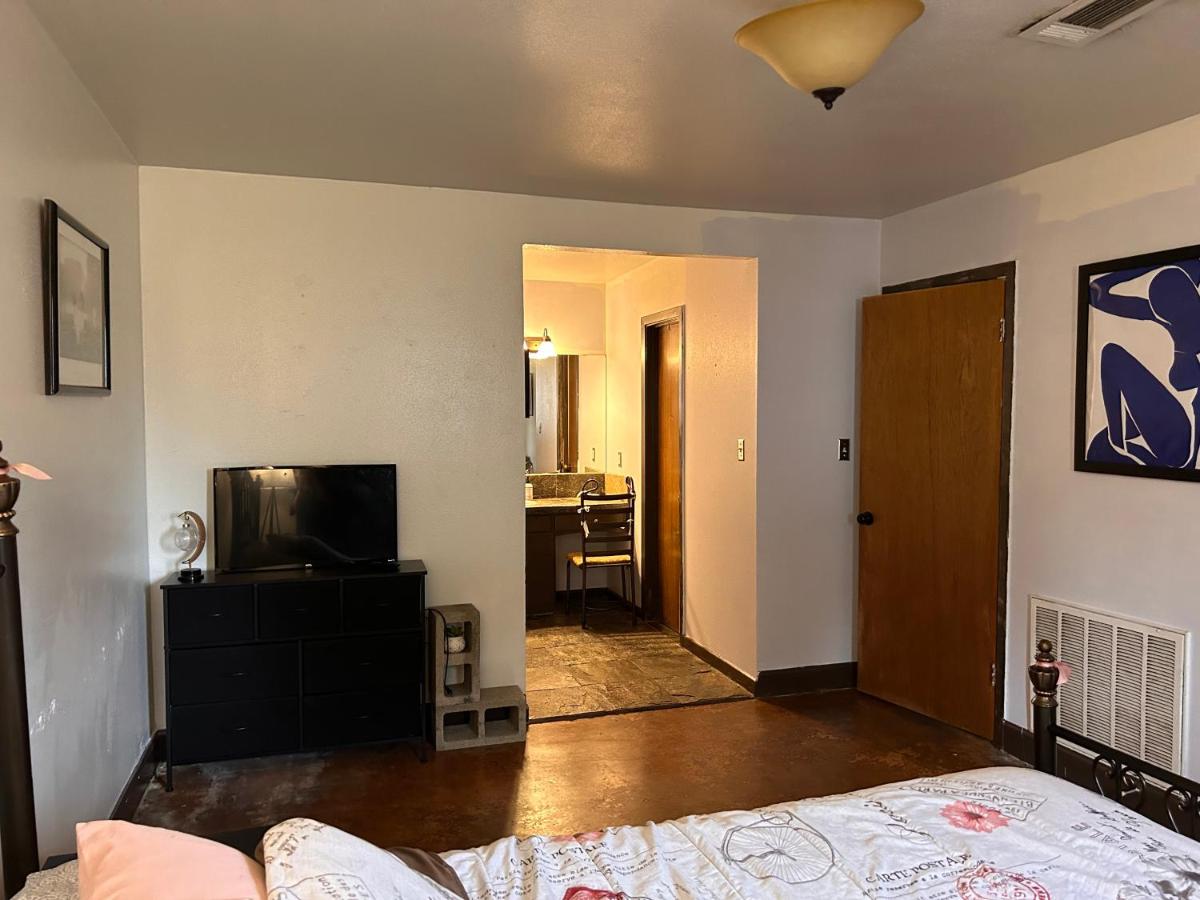 Key to Austin Artistry - B&B Austin