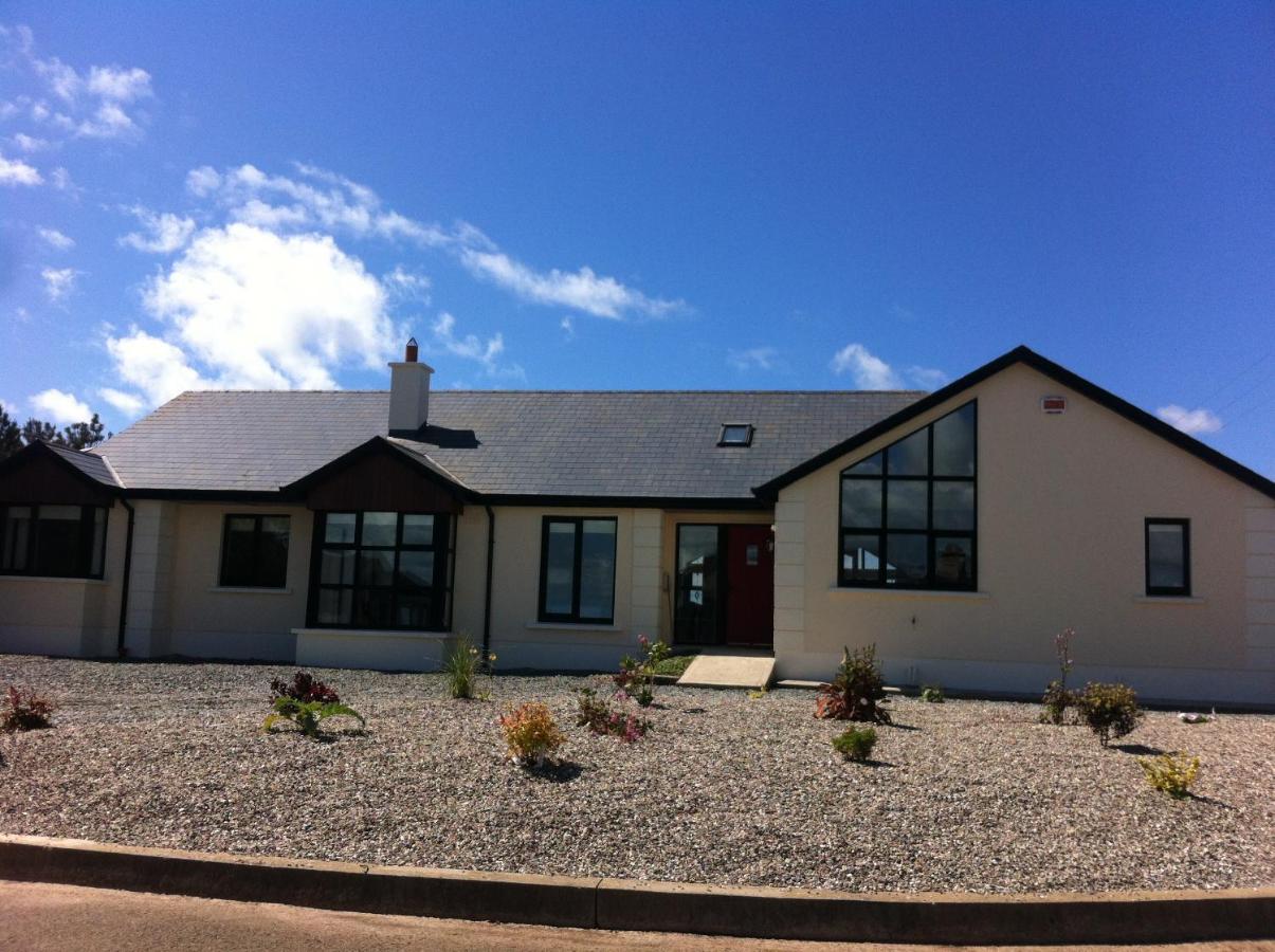 B&B Kilmore Quay - Kilmore Quay Castleview 1 - 5 Bedroom House - Bed and Breakfast Kilmore Quay