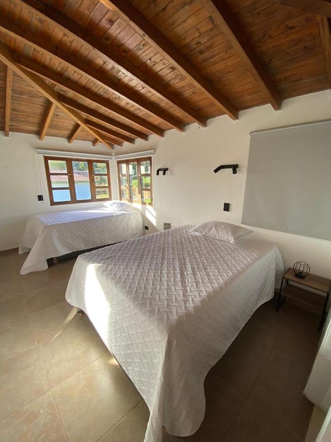 Chambre Familiale avec Salle de Bains Privative