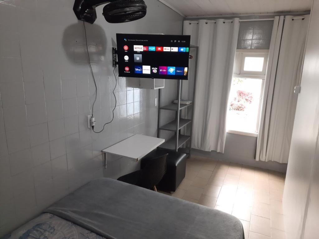 Quarto econômico Centro Itajai - Bed and Breakfast Itajaí