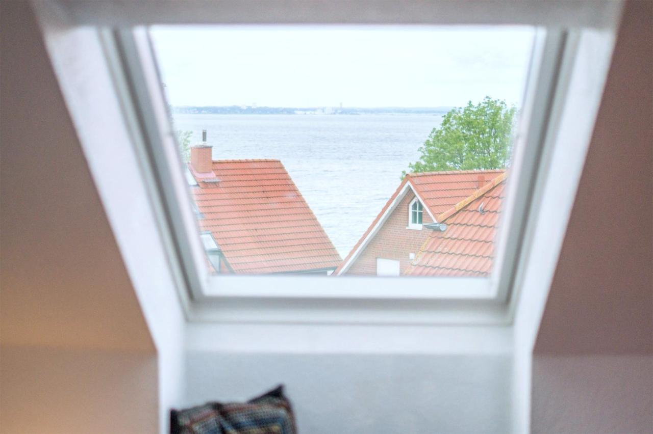 Ostseeallee 18 Ferienwohnung Muschelsucher - B&B Niendorf