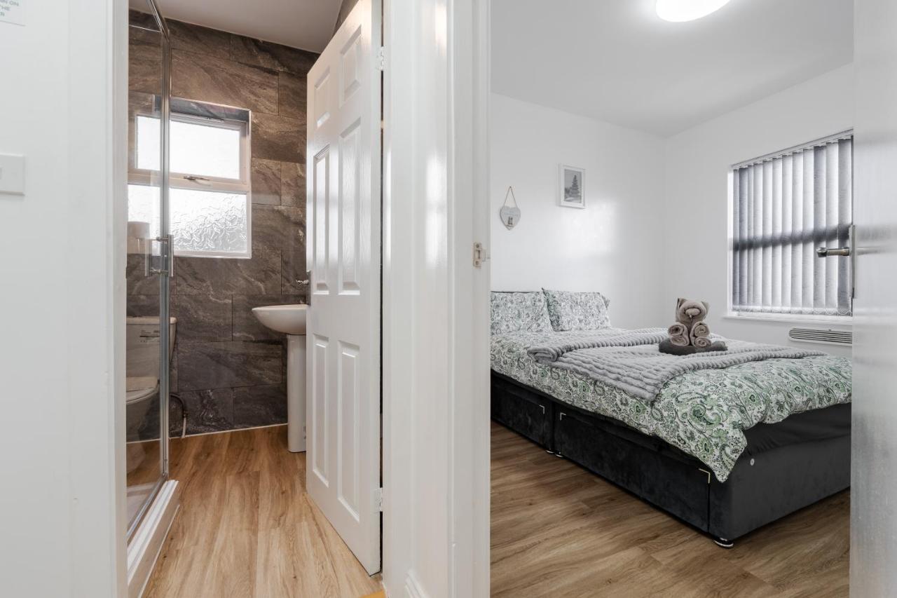 Ideal Work Trips Washer SofaBed Free Parking - B&B Liverpool