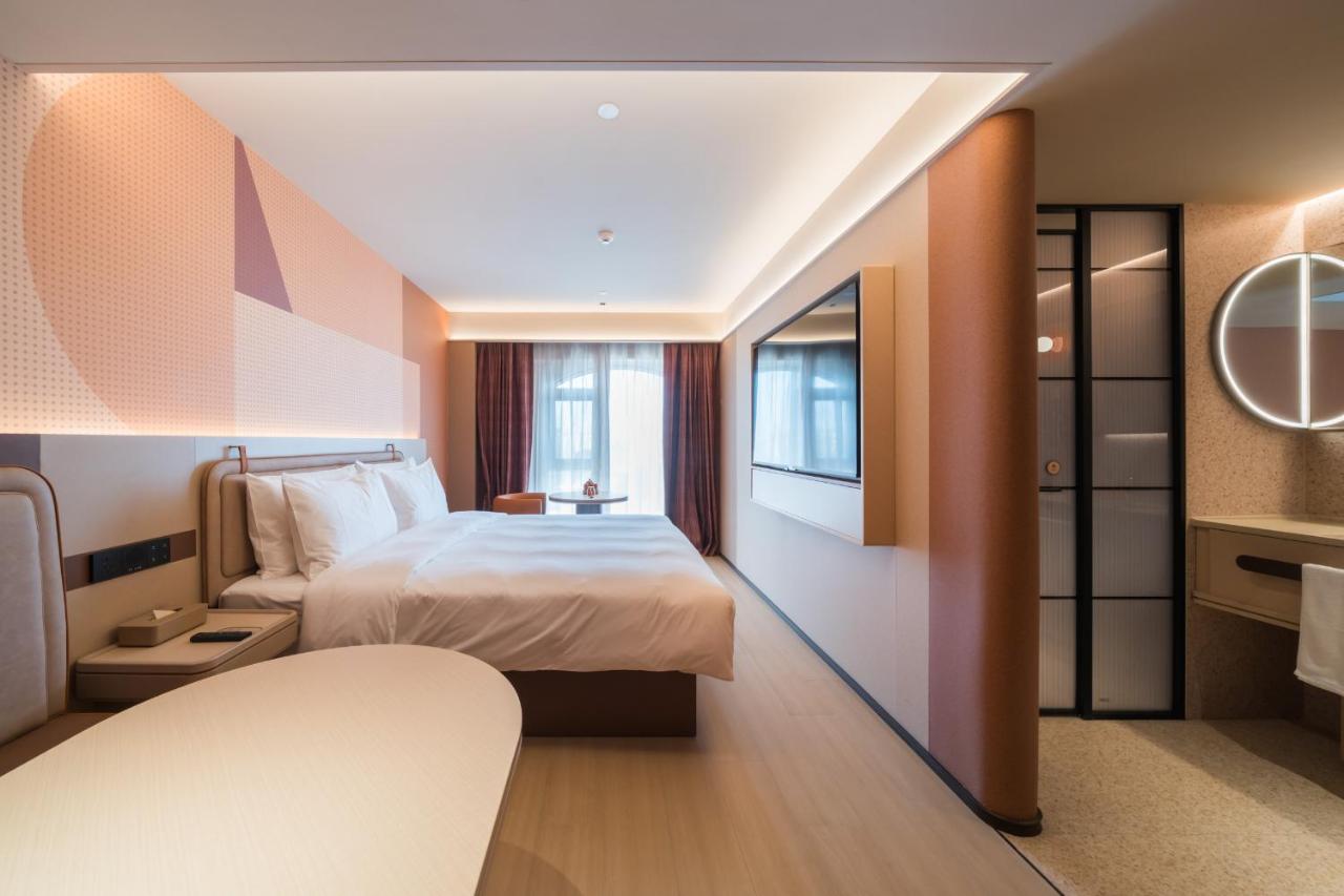 JI Hotel Wanning Railway Station