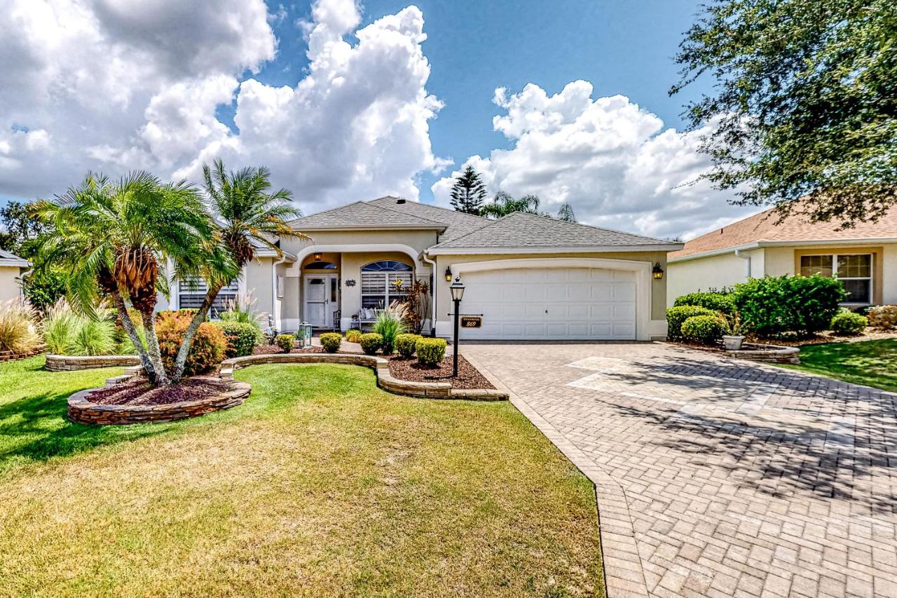 1 Mi to Lake Sumter! Family Retreat with Large Patio - B&B Cherry Lake