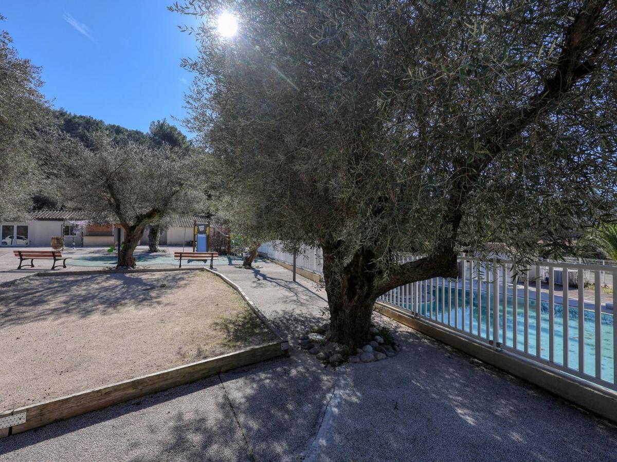 Résidence Vacancéole Sun Hols Les Cottages Varois - Chambres d'hôtes Solliès-Toucas