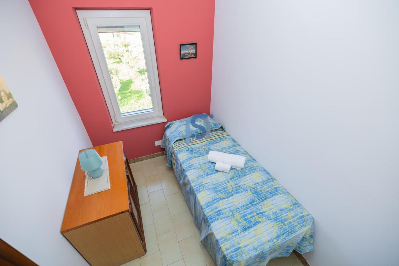 Villa Oltremare - B&B Lascari