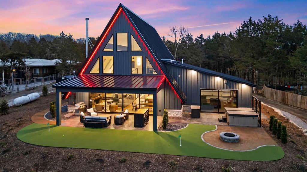 AFrame at Beaver Lake-Hot Tub-Epic Patio & Views - B&B Rogers