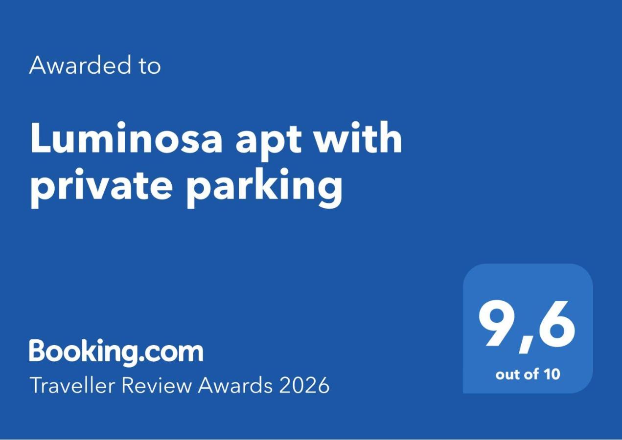 Luminosa apt with private parking - B&B Loutráki
