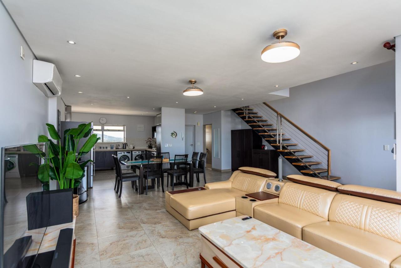 Knightsbridge Luxury Suite in Century City by CTHA - Chambres d’hôtes Le Cap