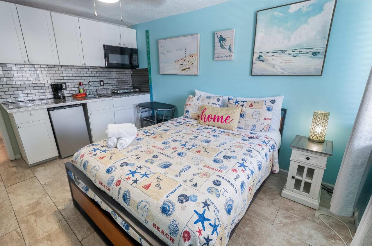 North Myrtle Oceanview Studio Pool Dogs Allowed! - B&B Myrtle Beach