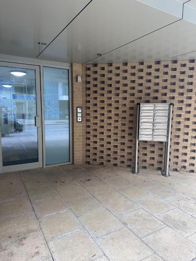 The Great Northern, Ideal for business stays 2BR Apartment up to 5 beds near Cambridge Station with dual monitor workspace, fast WiFi, and free underground allocated parking - Chambres d'hôtes Cambridge