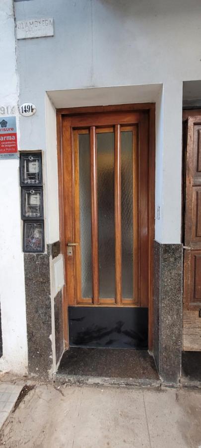 Departamento luminoso con balcón - Chambres d’hôtes La Plata