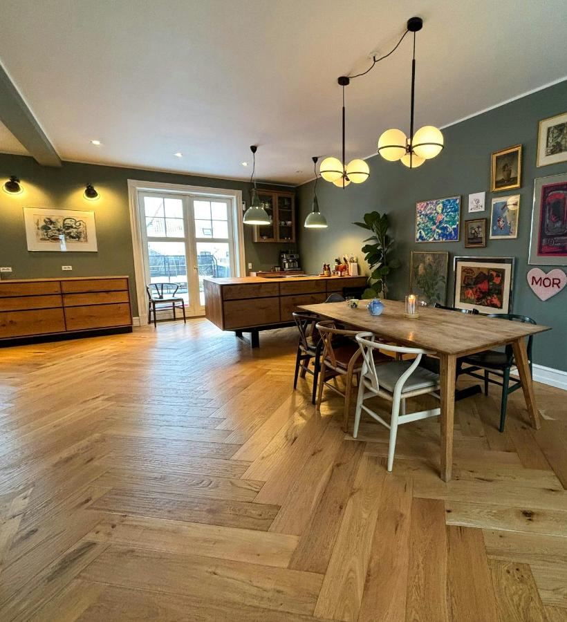 Villa With Pool In Valby - B&B Copenhagen