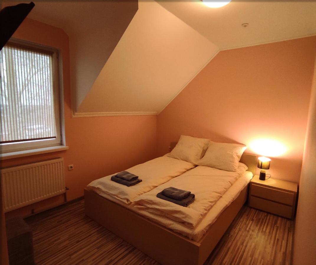 Motel M19 - B&B Lypyny