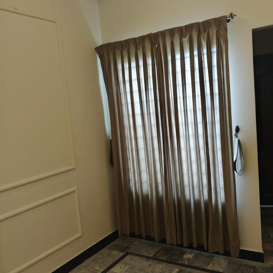 Wali Rest House 1 - Ferienwohnung Rahimyar Khan