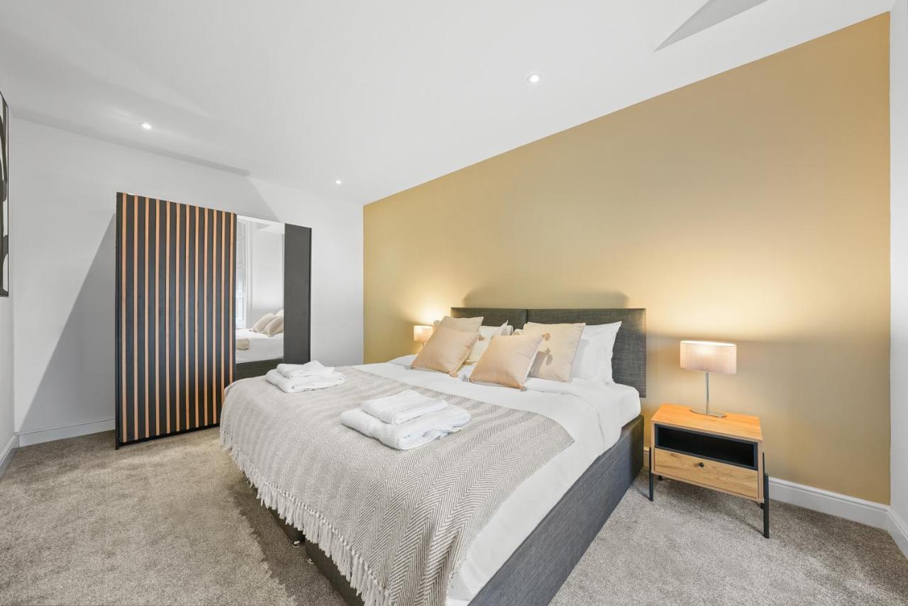 1 Bedroom Apartment 5 Mins from Town Centre and Beach with Free Parking - Perfect for Work and Golf Stay - B&B Ayr