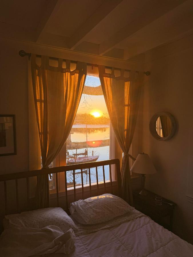 Weems Creek Cottage, Annapolis Waterfront - Ferienwohnung Annapolis