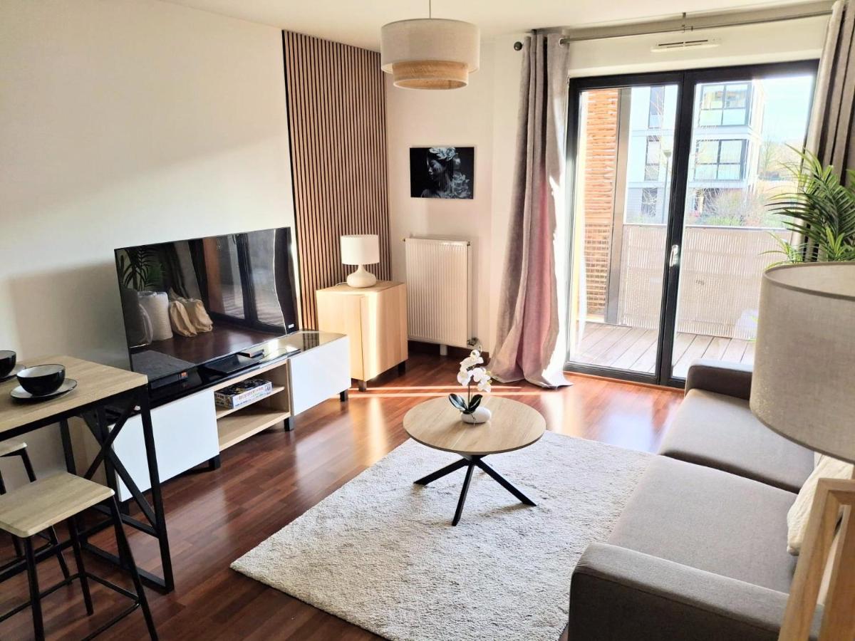 Appartement avec balcon & parking privé Disney - Chambres d’hôtes Montévrain