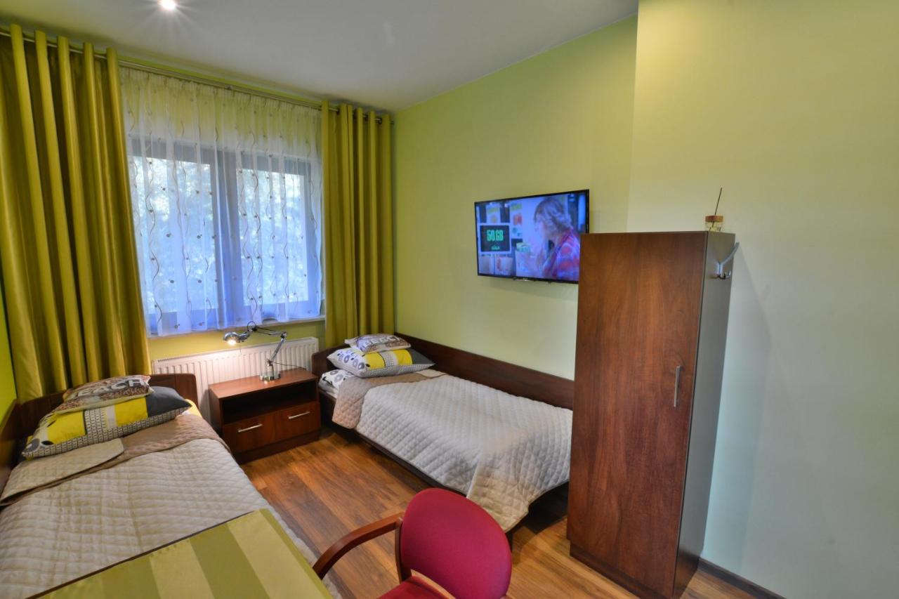 Twin Room with Bathroom