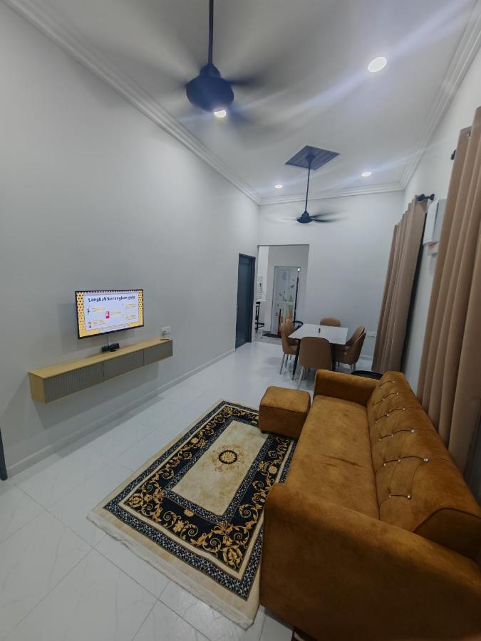 Homestay Cikgu Mat - B&B Kuala Terengganu