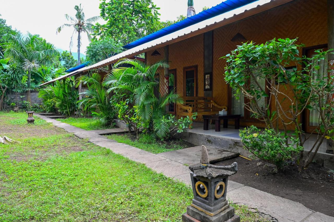 Kubu Pertiwi Pemuteran - B&B Pemuteran