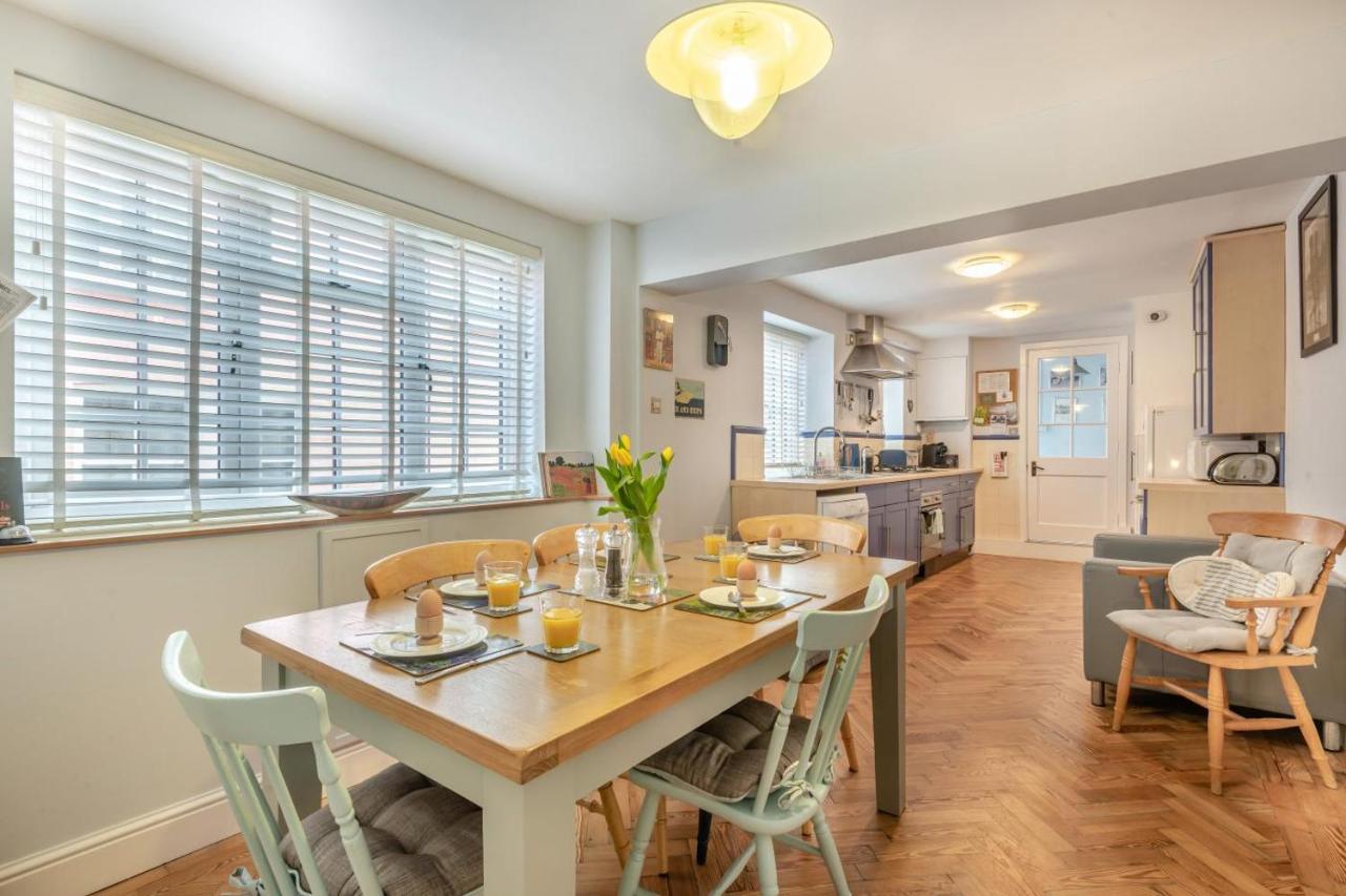 4 Bed in Wells-next-the-Sea oc-t19605 - B&B Wells-next-the-Sea