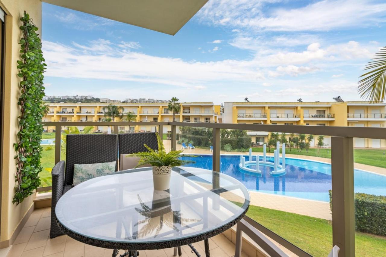 #010 Marina by Home Holidays - Ferienwohnung Albufeira