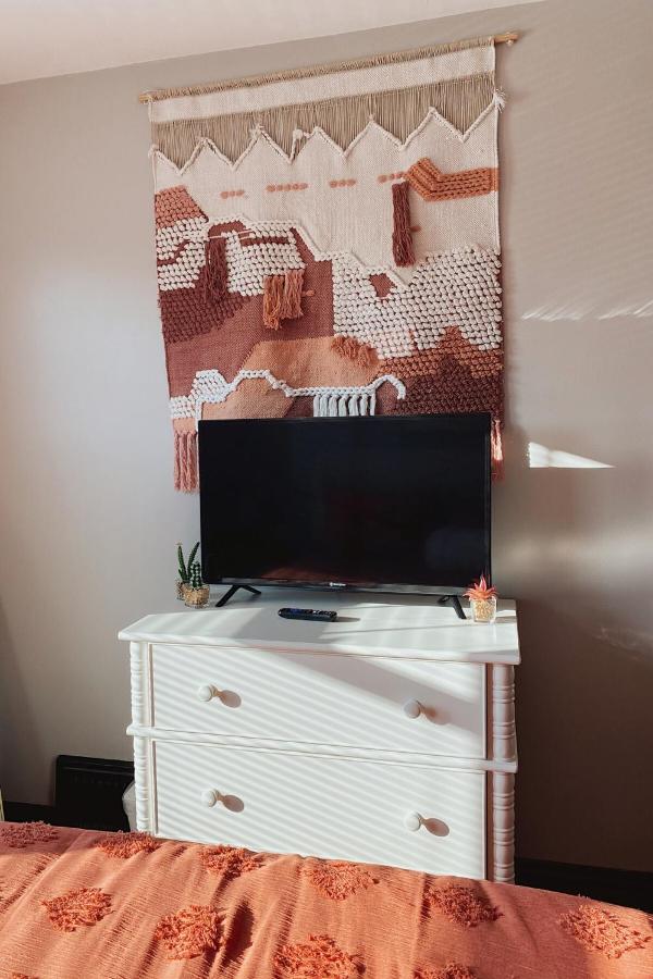 3rd Floor Retreat Near Cleveland Clinic & Downtown - Ferienwohnung Shaker Heights