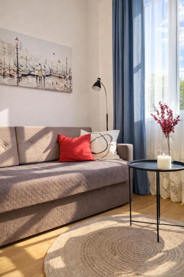 Best Apartment in the Center - Ferienwohnung Mukatschewo