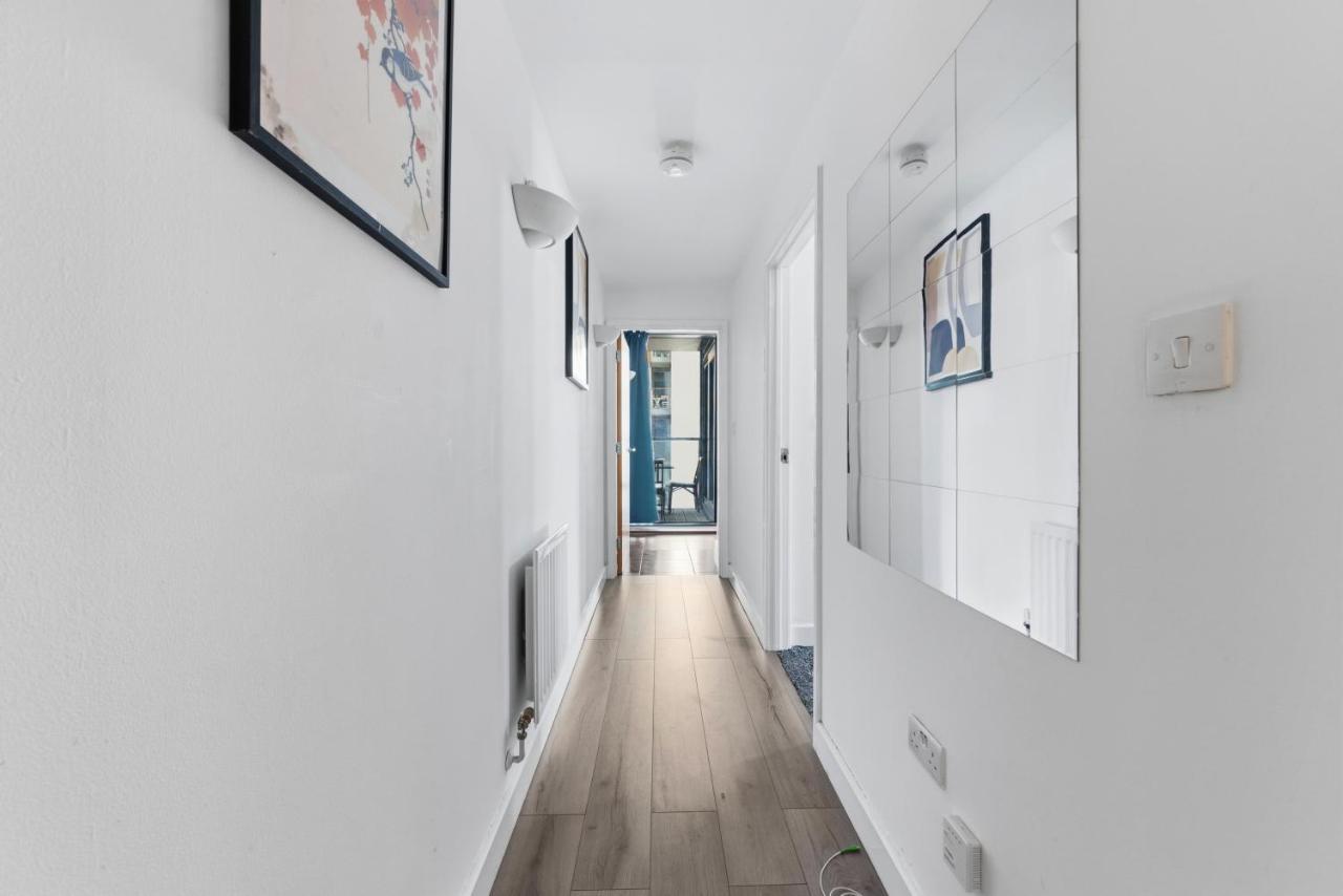 Canary wharf O2 Excel - B&B London