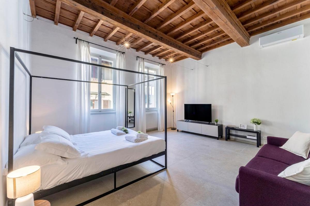 UNYCA - Florence Pitti Apartment - Bed and Breakfast Florence