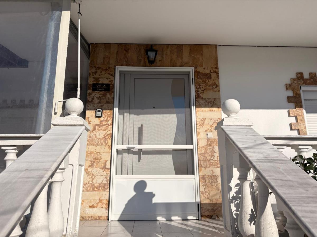 Villa Emara - Bed and Breakfast Mángana