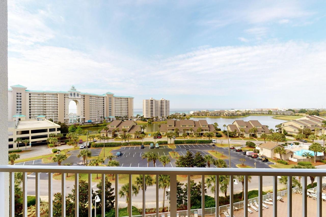 Well-equipped & located seventh-floor condo with balcony shared gym pool & more - Ferienwohnung Destin