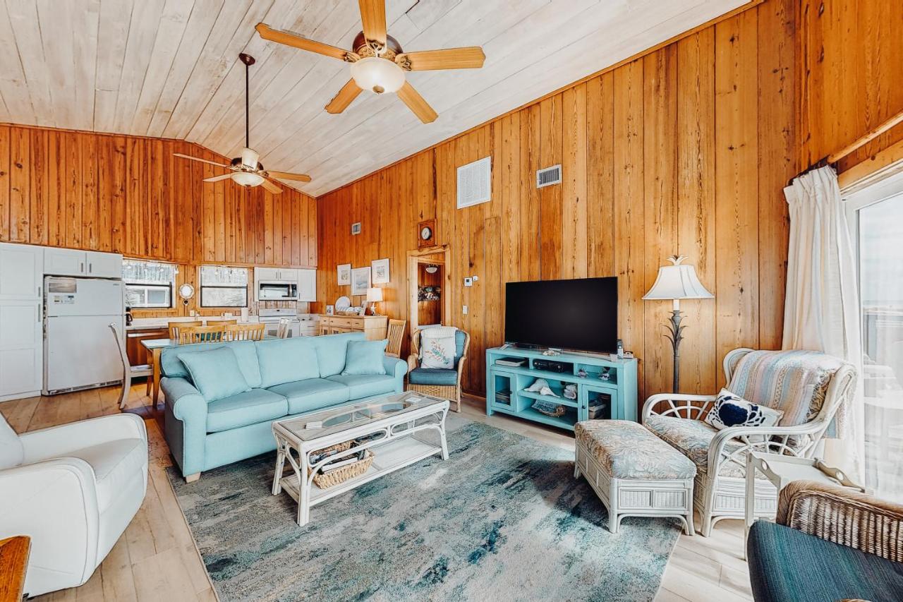 Gulf-front home with WiFi private beach boardwalk & views - dog-friendly - Chambres d'hôtes Port Saint Joe