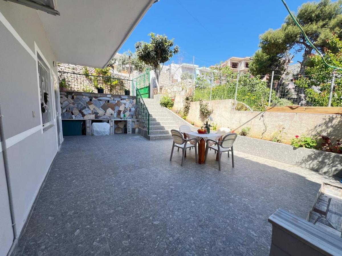 Guest House Sandri - B&B Saranda